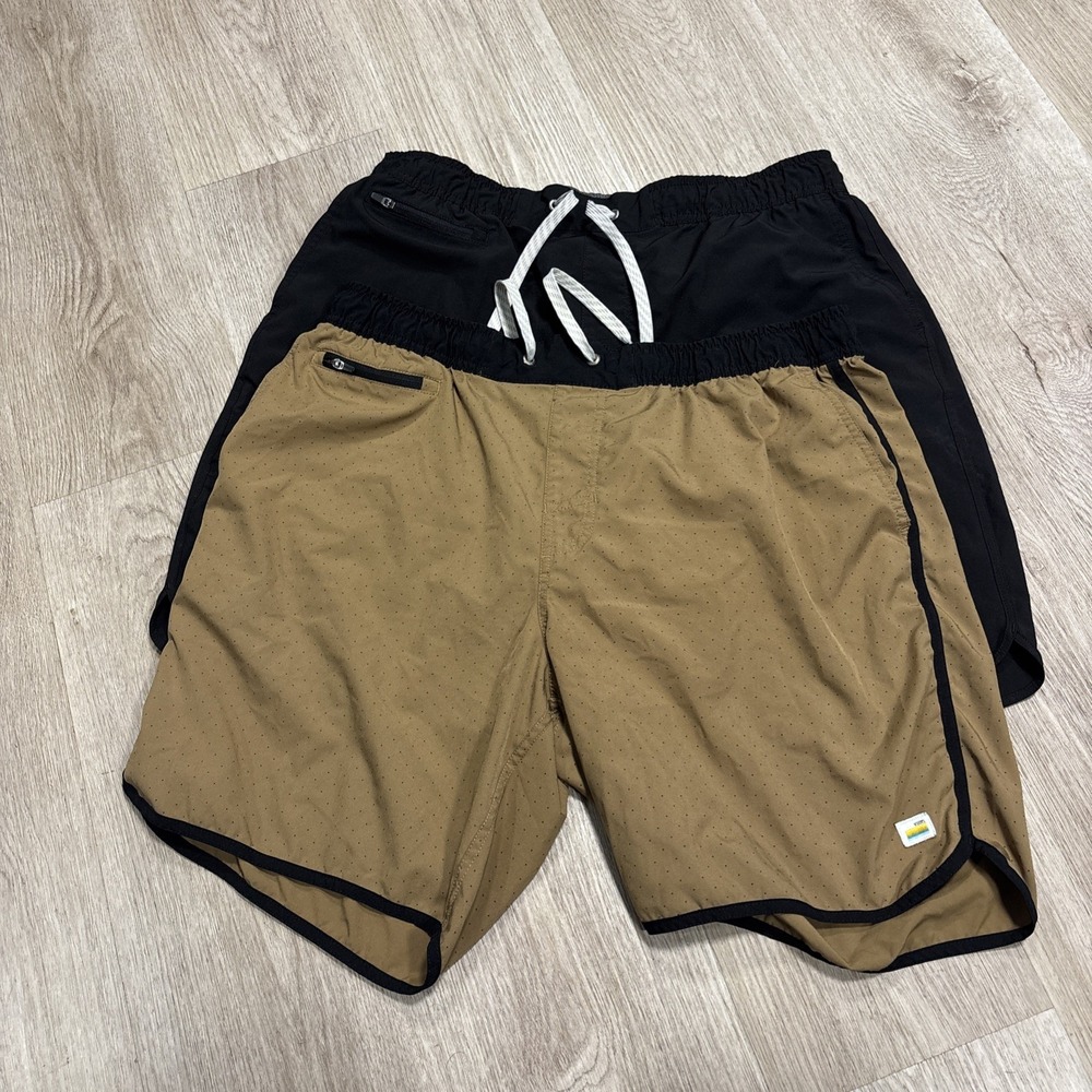 Lot Of 2 Vuori Banks Shorts Mens XL 7 in Athletic Stretch Drawstring Zip Pockets